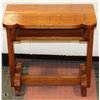 Image 1 : SOLID HANDMADE CHILDS DESK 12"X22"X22"H