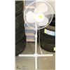 Image 1 : WHITE FLOOR FAN