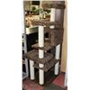Image 2 : NEW WHISKER CITY DELUXE CAT PLAYGROUND INCL