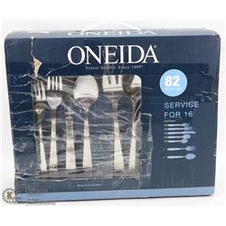 ONEIDA 82 PC SET OF FLATWARE