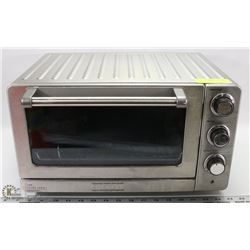 CUISINART CONVECTION TOASTER OVEN / BROILER