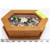 Image 2 : WOOD & STAINED GLASS JEWELLERY BOX WITH CONTENTS