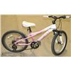 Image 1 : GIRL'S GT BIKE WITH 2 BRAKES