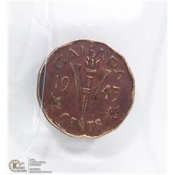 1943 CANADIAN VICTORY COPPER 5 CENT COIN.