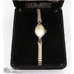 VINTAGE WORKING WITTNAUER LADIES WATCH