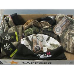 Bundle of New Realtree hats / 6 in total