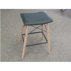 Accent Stool / 27inch high