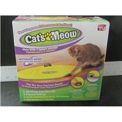 Cat's Meow Motorized Cat toy with 3 speed settings/ 30 min auto shut off