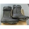 Image 1 : Women's winter boots size 6