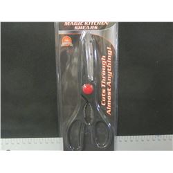 2 pairs of Magic Kitchen Shears / cut through almost anything