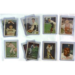 1957 TOPPS BASEBALL; 11- N.Y. GIANTS CARDS