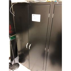 Metal cabinet, (5) shelf