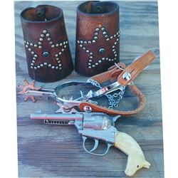 kids spurs, Hubley cap gun (has small crack on the grip