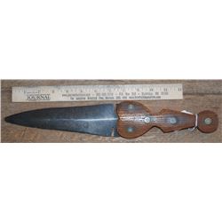 way early Indian beaver back knife