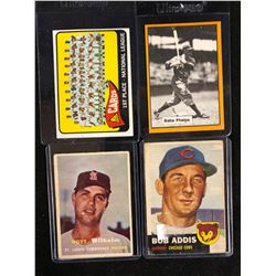 VINTAGE BASEBALL TRADING CARDS LOT