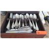 Image 2 : Reed & Barton Stainless Flatware Set w/Box