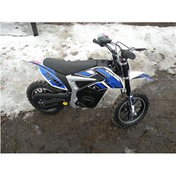 Vitacci 24 volt electric youth mini bike w/charger SN#-LE2WD417100149