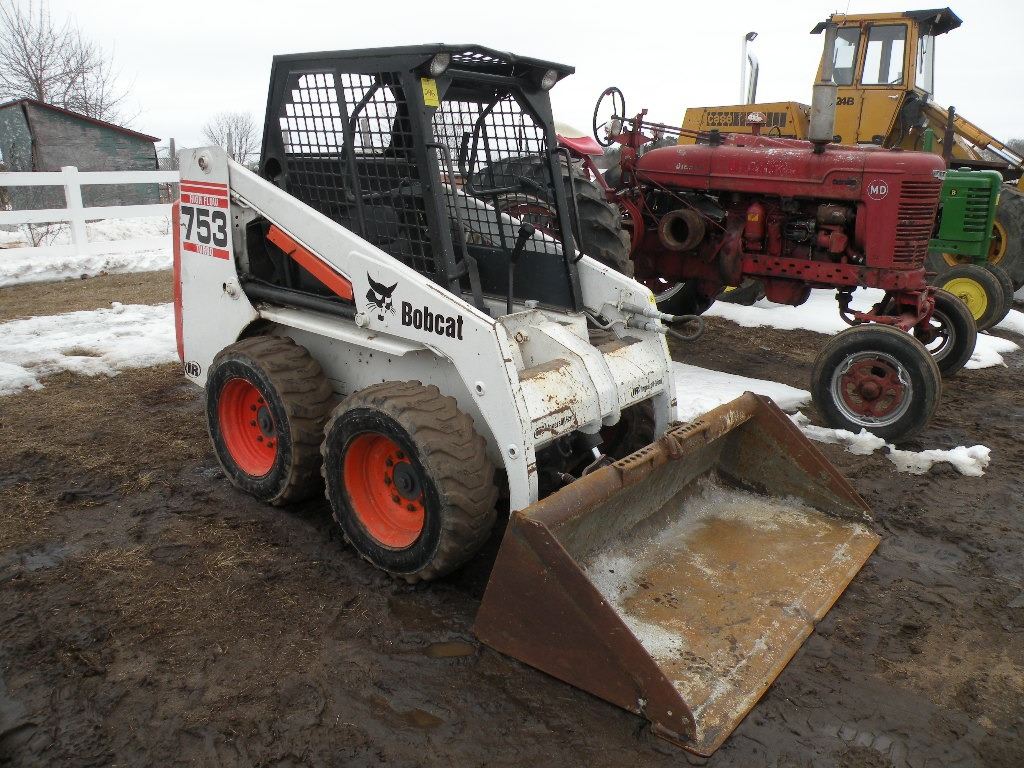 Bobcat 753 Hydraulic Fluid Capacity