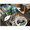 Image 2 : PALLET OF ASSORTED TOOLS, HOUSEHOLD & MISCELLANEOUS ITEMS