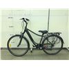 Image 1 : GREY INFINITY MONACO 6 SPEED FRONT SUSPENSION ROAD BIKE