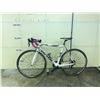 Image 1 : WHITE CERVELO R3 20 SPEED RACE BIKE WITH CLIP PEDALS