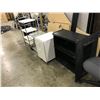 Image 2 : LOT OF ASSORTED CHAIRS, DESKS PIECES AND MORE