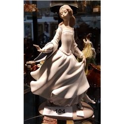 LLADRO FIGURINE