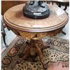 Image 1 : ROUND WALNUT OCCASIONAL TABLE