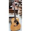 Image 1 : YAMAHA ACOUSTI GUITAR