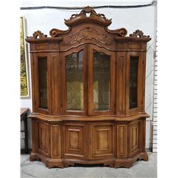CARVED MAHOGANY CHINA CABINET