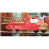 Image 1 : VINTAGE LINCOLN FIRE TRUCK