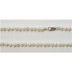 FRESH WATER PEARL NECKLACE RETAIL $300