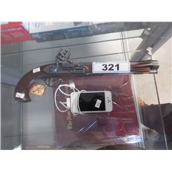 IPHONE 4 & FLINT PISTOL