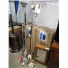 Image 1 : 4 ASSORTED STAND UP LAMPS
