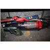 Image 2 : 2 WEED EATERS, BISSELL VACUUM, LIGHT COVERS, LEVEL, AND METAL RULER