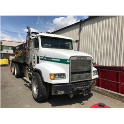 1992 FREIGHTLINER ASPHALT PATCHER, WHITE, VIN # 2FVX3LY93NV399862