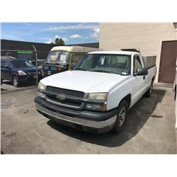 2004 CHEVROLET SILVERADO, WHITE, PICKUP, GAS, AUTOMATIC, VIN#1GCEC14X04Z212490, 156,738KMS,