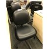 Image 2 : BIOFIT BLACK LEATHER AND METAL FRAME FULLY ADJUSTABLE PNEUMATIC LAB CHAIR