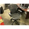 Image 2 : HERMAN MILLER AERON FULLY ADJUSTABLE MESH BACK TASK CHAIR