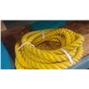 Image 2 : HEAVY DUTY ROPE AND WATER JUG