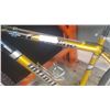 Image 1 : YELLOW BLACK INFINITY BIKE