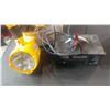 Image 2 : BATTERY CHARGER AND SPOTLIGHT