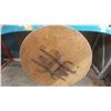 Image 2 : LARGE ROUND BANQUET TABLE
