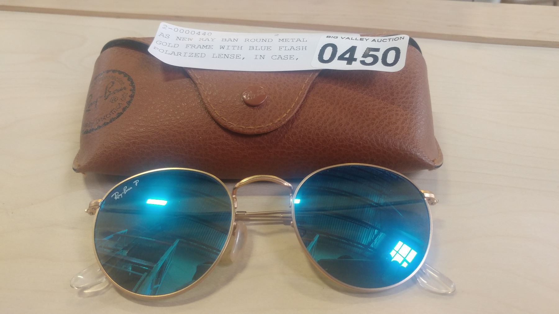 As New Ray Ban Round Metal Gold Frame With Blue Flash Polarized Lense In Case Retail 255 As New Ray Ban Round Metal Gold Frame With Blue Flash Polarized Lense In Case Retail 255