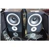Image 2 : PAIR OF POLK AUDIO MODEL R150 BOOKSHELF SPEAKERS, TESTED WORKING
