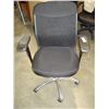 Image 2 : MESH BACK OFFICE CHAIR