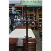 Image 2 : WOOD COAT RACK