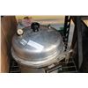 Image 2 : VINTAGE PRESSURE COOKER WITH PRESSURE GAUGE AND LID LOCK