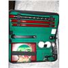 Image 2 : CHERRY FINISH GOLF PUTTING SET