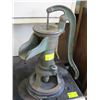 Image 1 : 1 BROCKVILLE HAND PUMP
